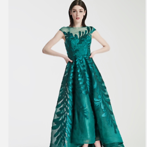 Park 108 Dresses & Skirts - Park 108 Emerald Green gown M343
